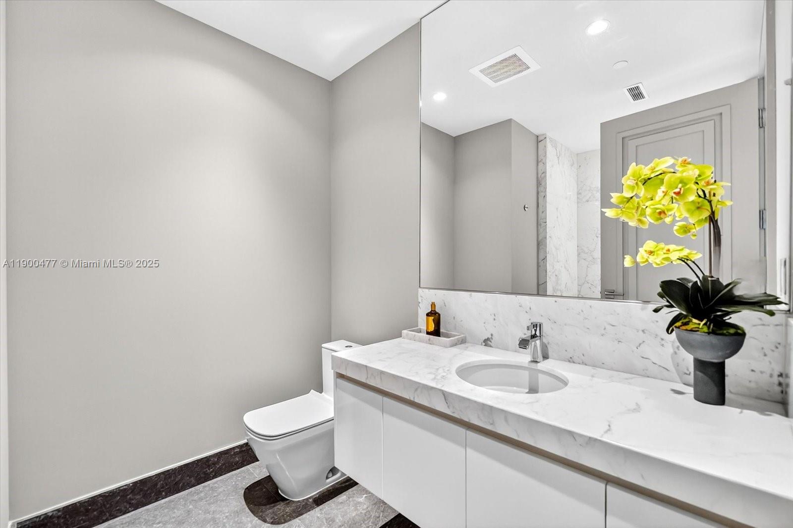 17901 Collins Ave #3103, Sunny Isles Beach FL 33160