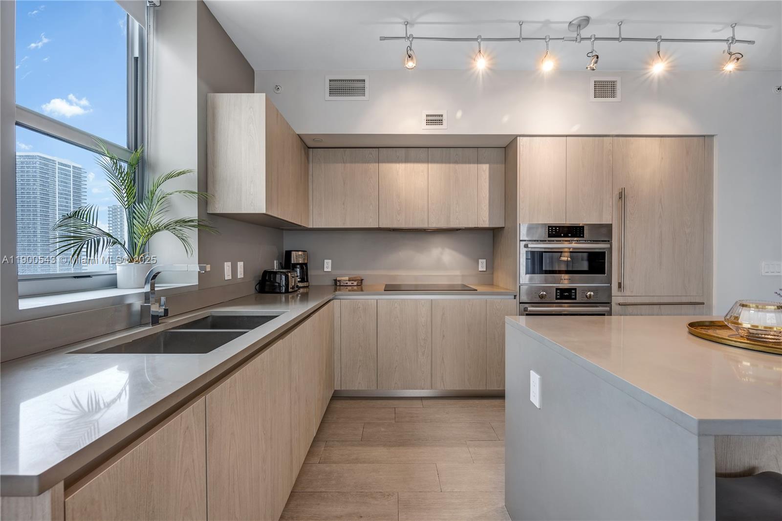 4010 S Ocean Dr #R2501, Hollywood FL 33019