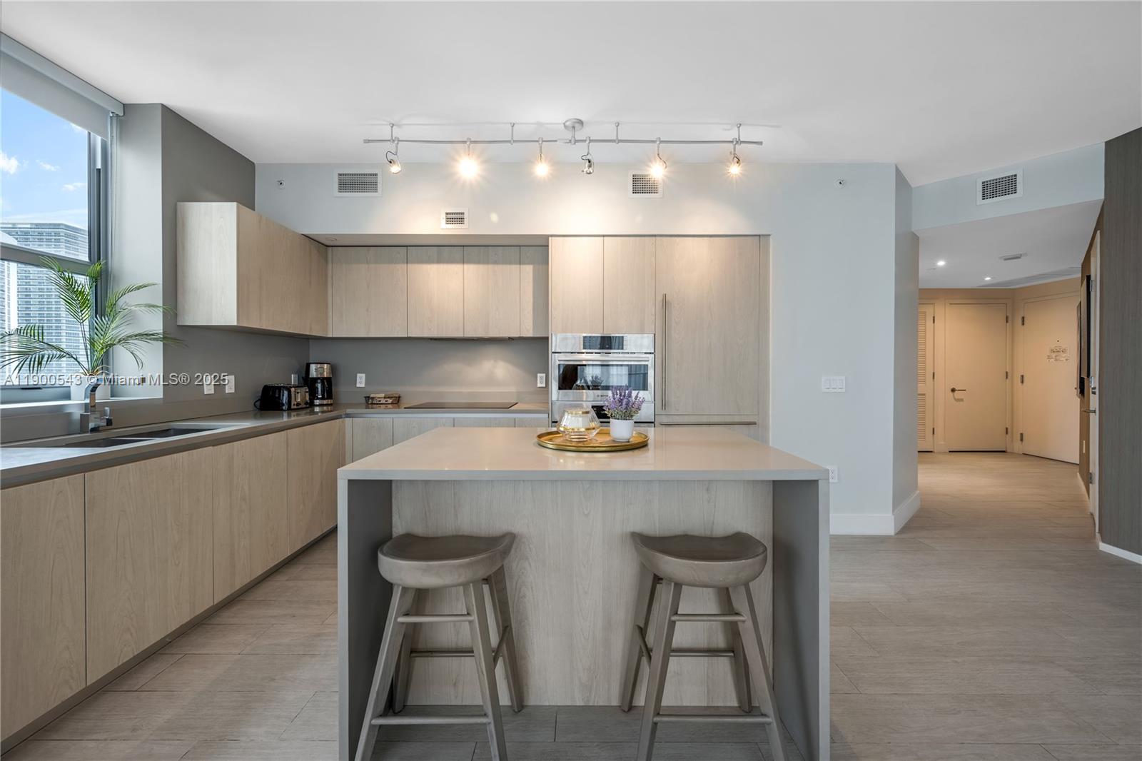 4010 S Ocean Dr #R2501, Hollywood FL 33019