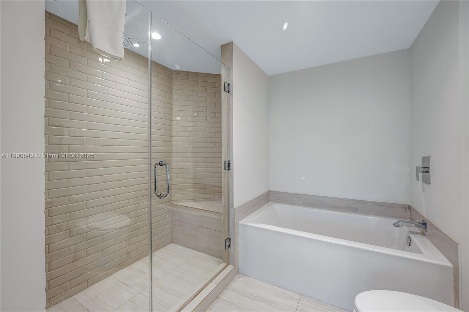 4010 S Ocean Dr #R2501, Hollywood FL 33019