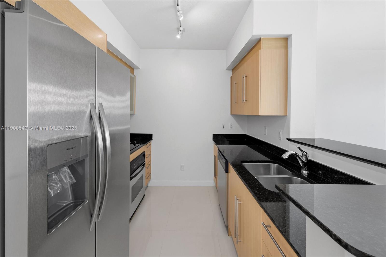 335 S Biscayne Blvd #2604, Miami FL 33131