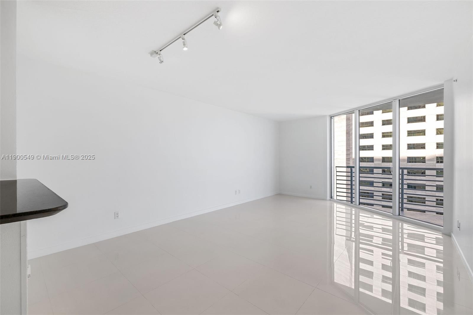 335 S Biscayne Blvd #2604, Miami FL 33131