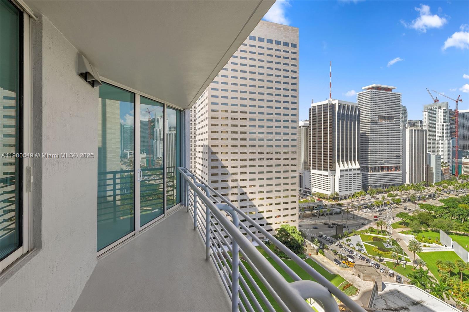335 S Biscayne Blvd #2604, Miami FL 33131