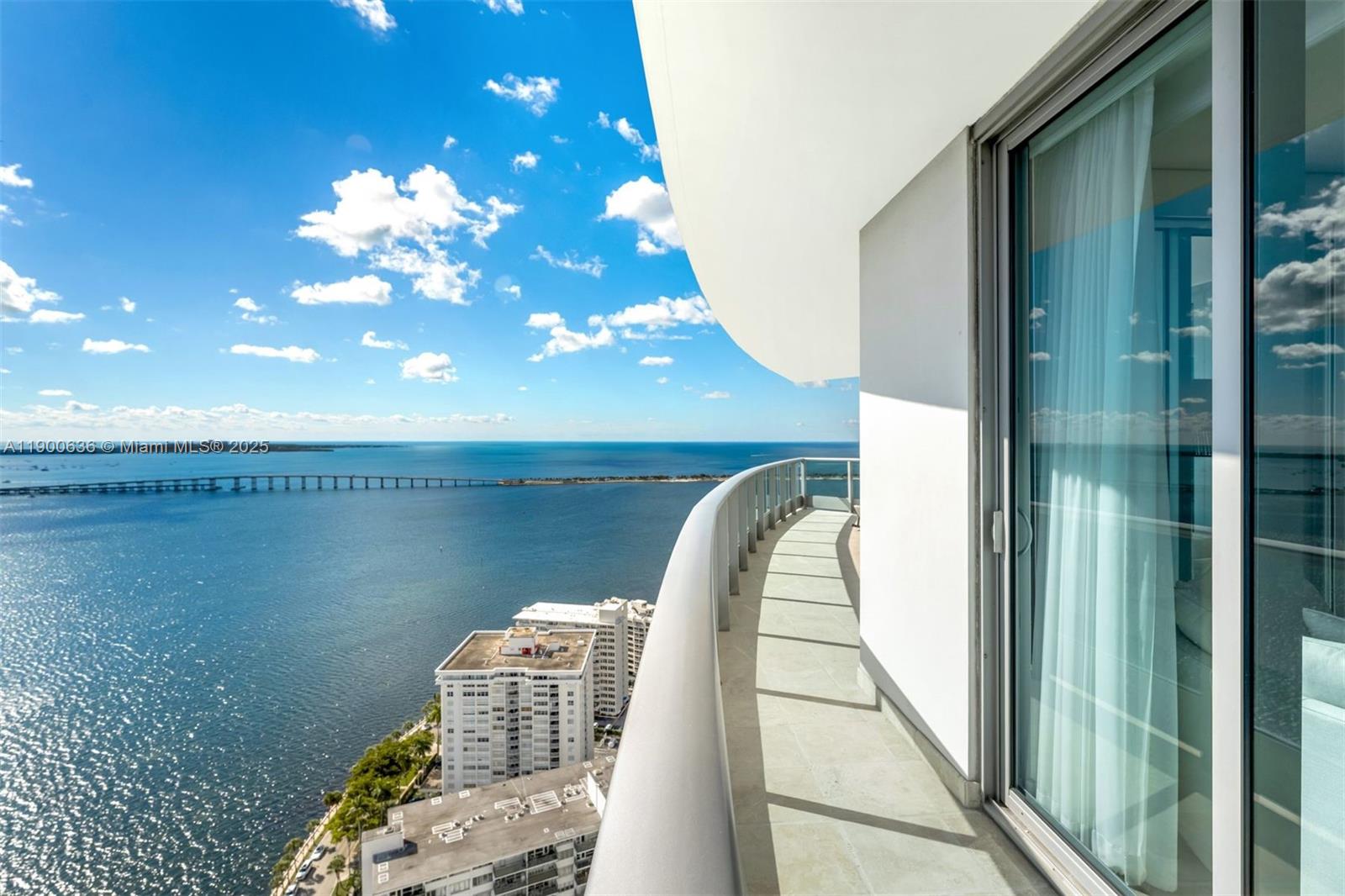 1331 Brickell Bay Dr #3711, Miami FL 33131