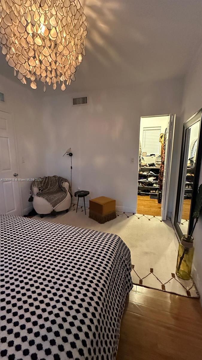 4812 Pine Tree Dr #204, Miami Beach FL 33140