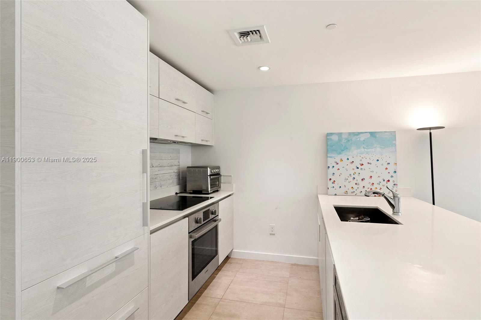 1300 S Miami Ave #2211, Miami FL 33130