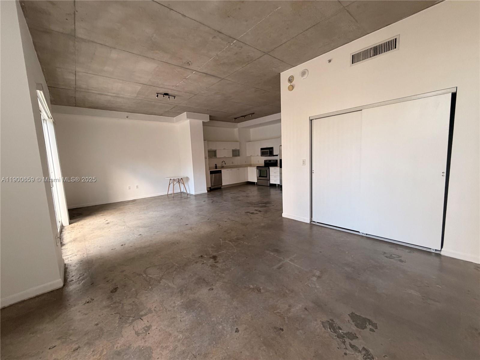 133 NE 2nd Ave #209, Miami FL 33132