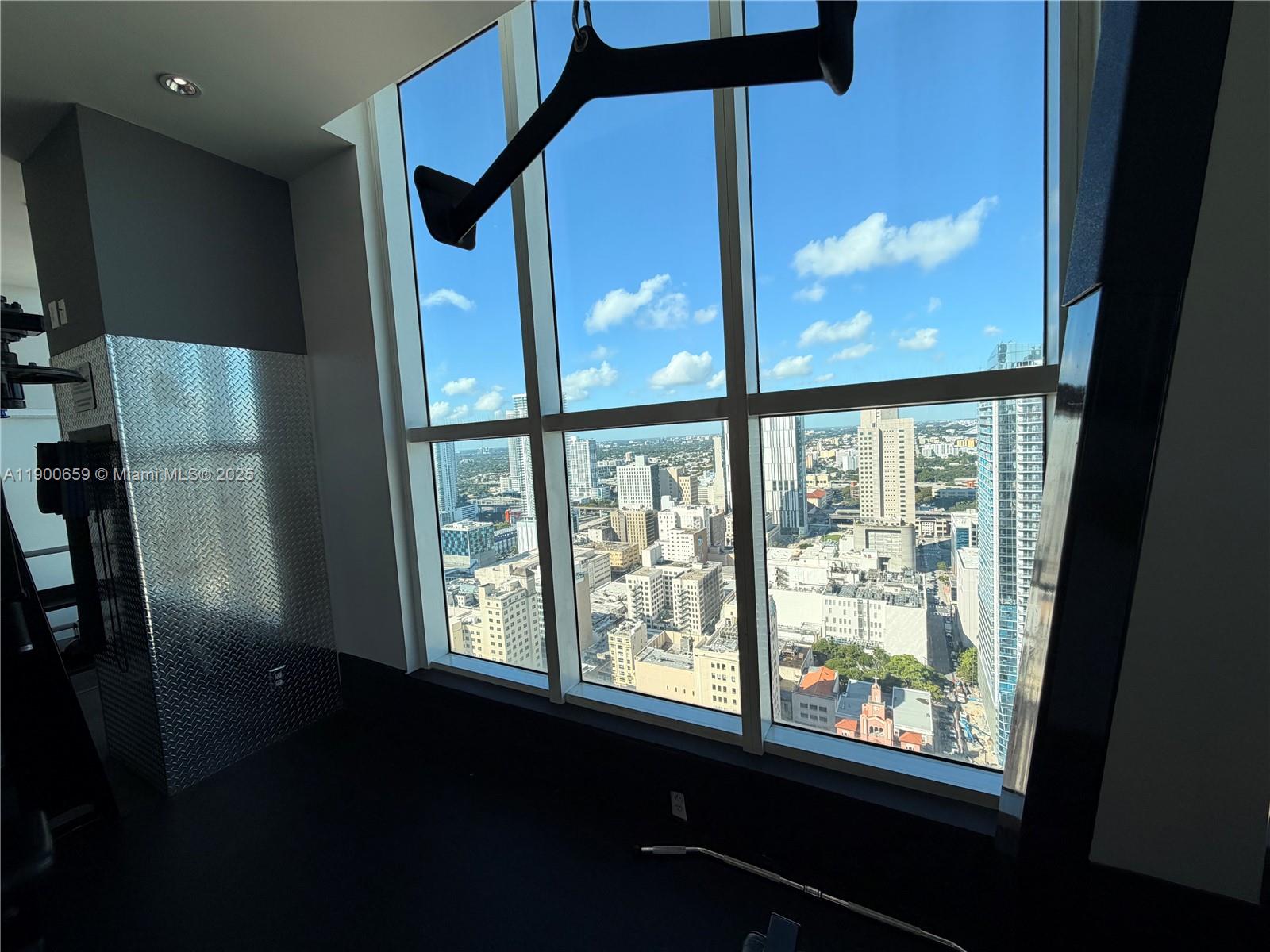 133 NE 2nd Ave #209, Miami FL 33132