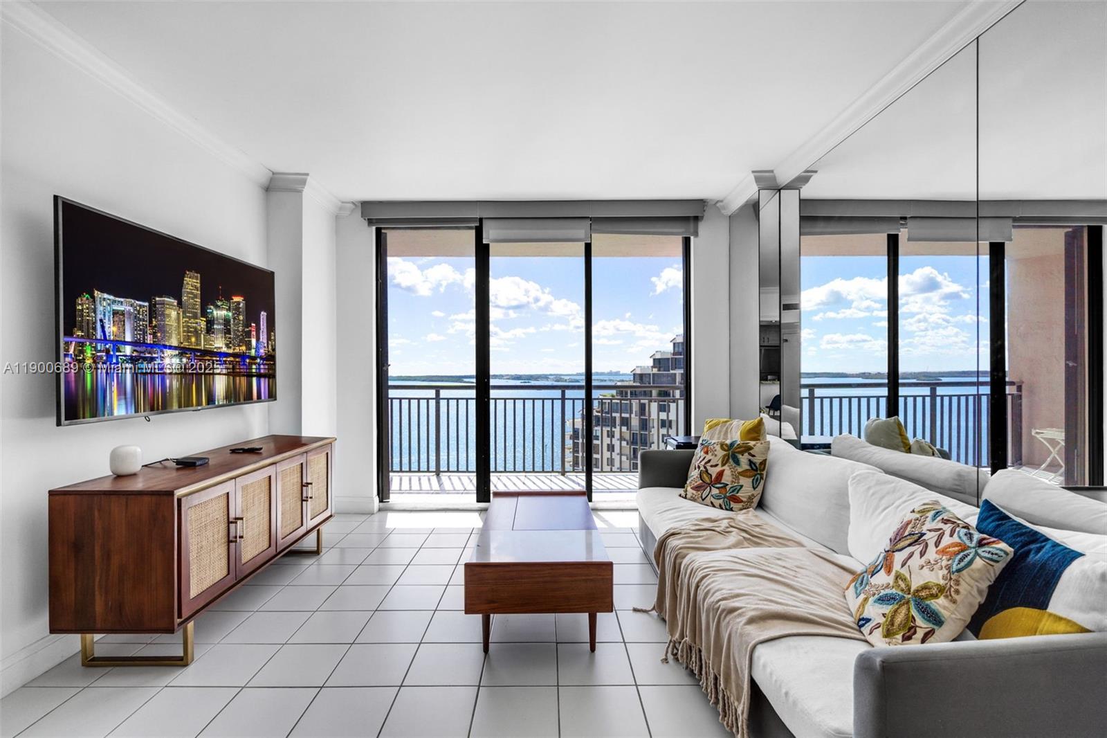 540 Brickell Key Dr #1813, Miami FL 33131
