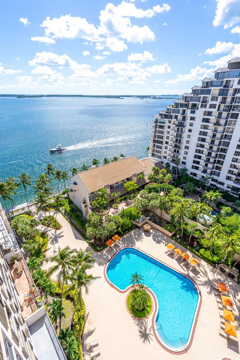 540 Brickell Key Dr #1813, Miami FL 33131