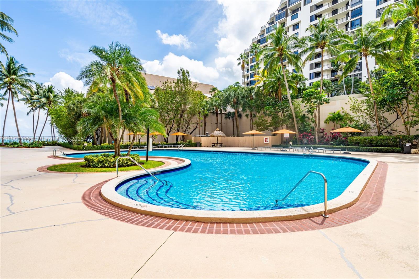 540 Brickell Key Dr #1813, Miami FL 33131