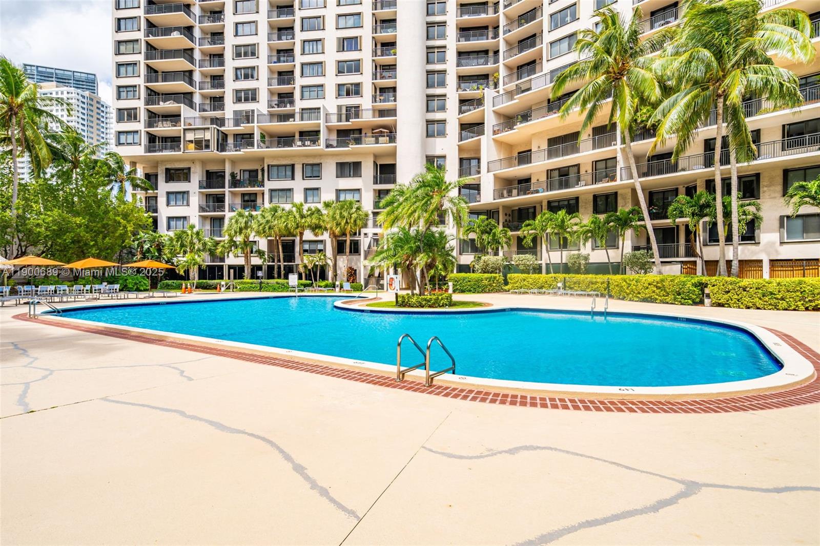 540 Brickell Key Dr #1813, Miami FL 33131