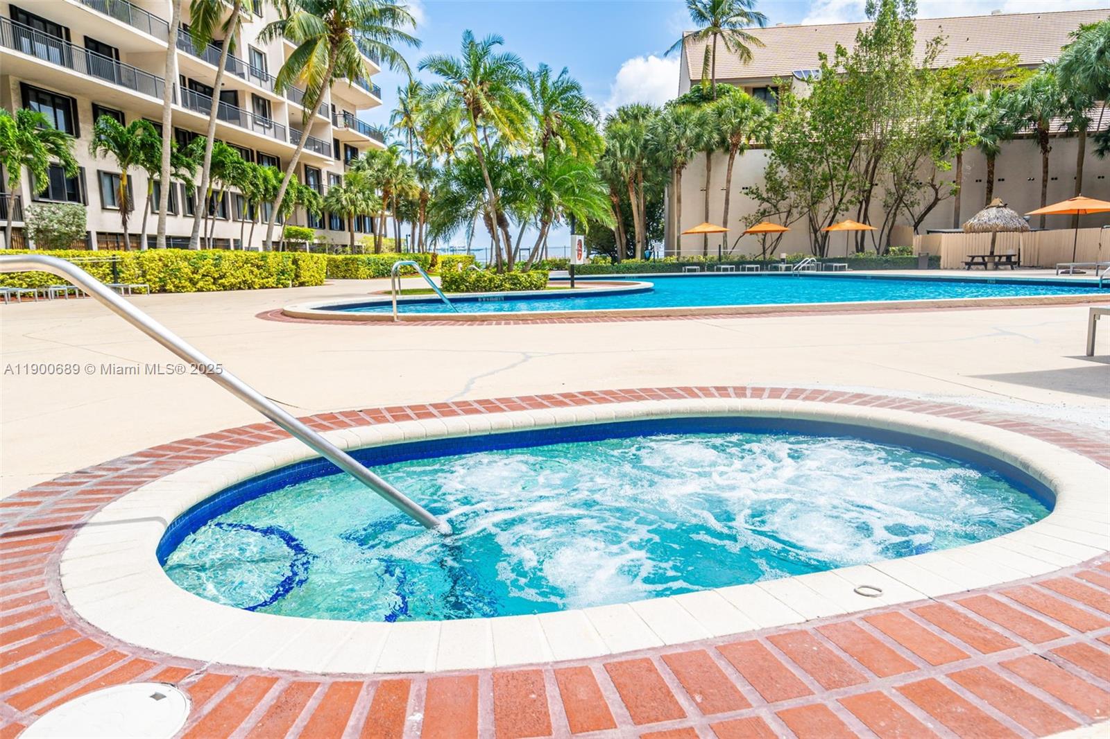 540 Brickell Key Dr #1813, Miami FL 33131