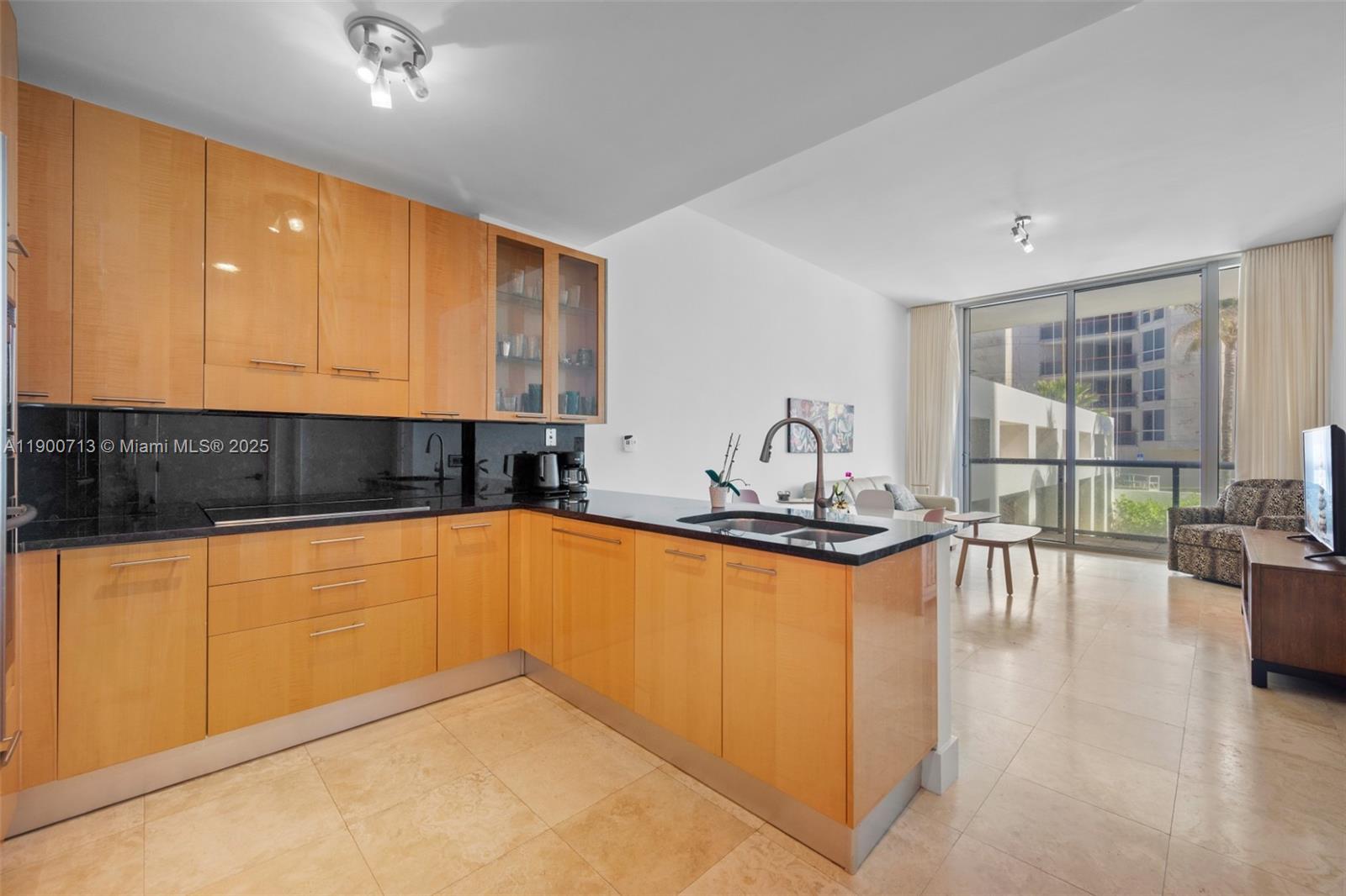 6799 Collins Ave #109, Miami Beach FL 33141