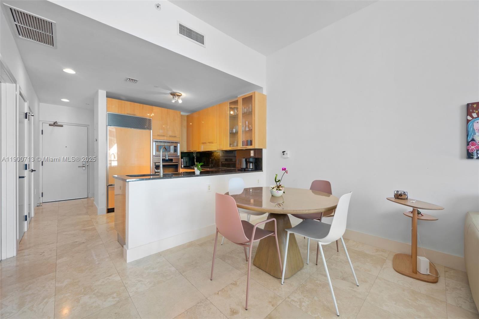6799 Collins Ave #109, Miami Beach FL 33141