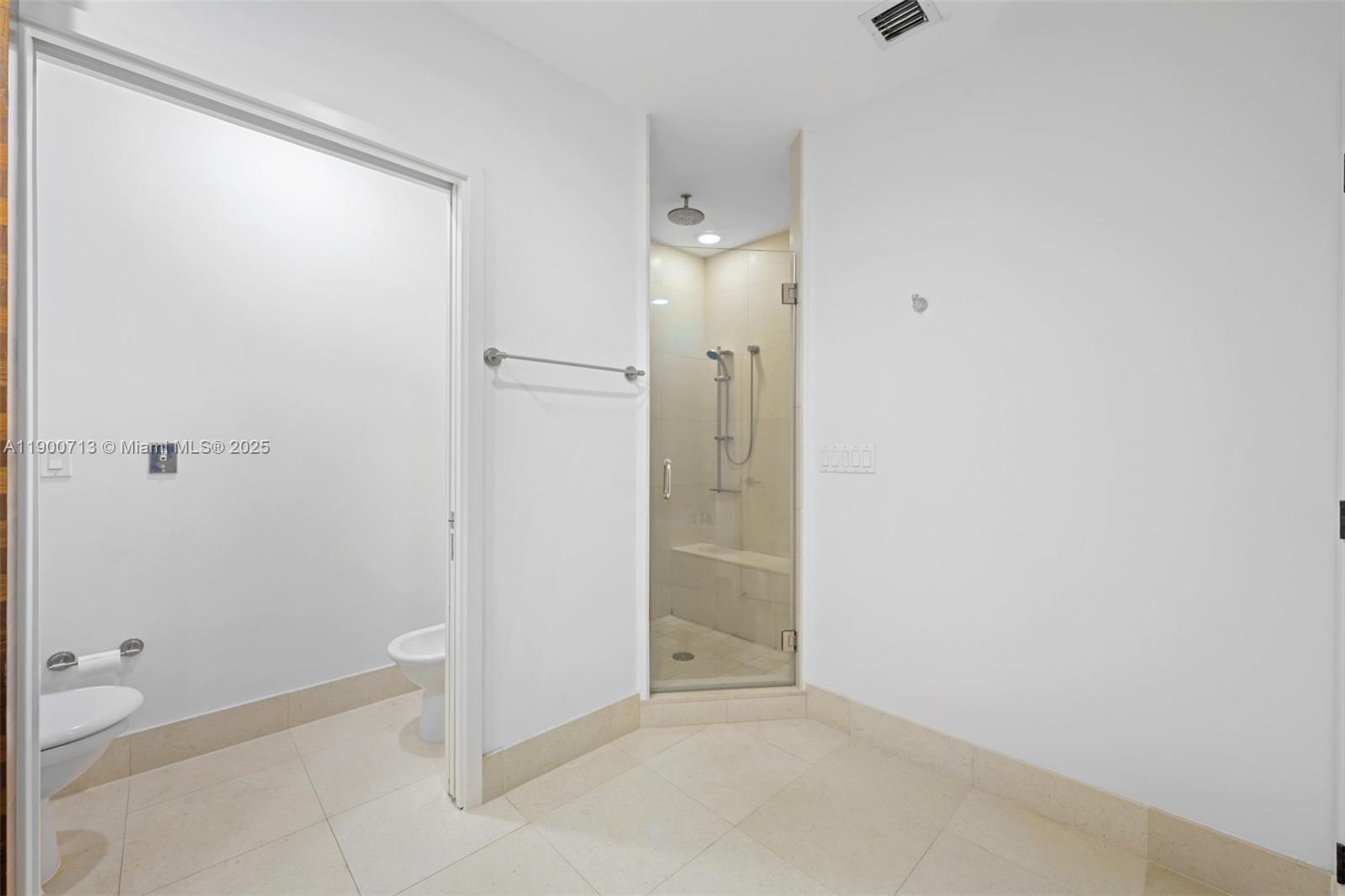 6799 Collins Ave #109, Miami Beach FL 33141