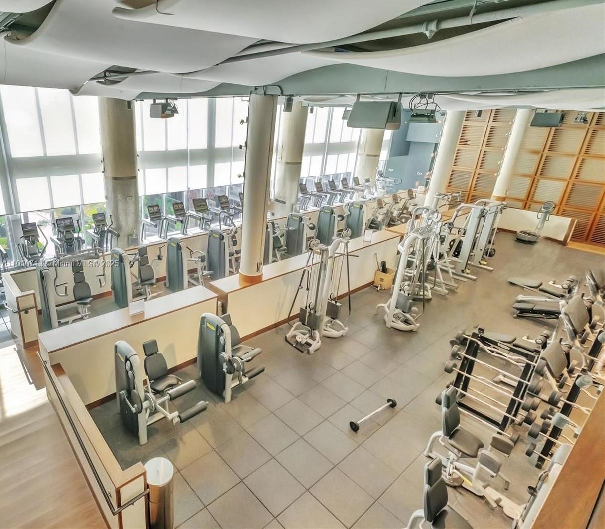 6799 Collins Ave #109, Miami Beach FL 33141