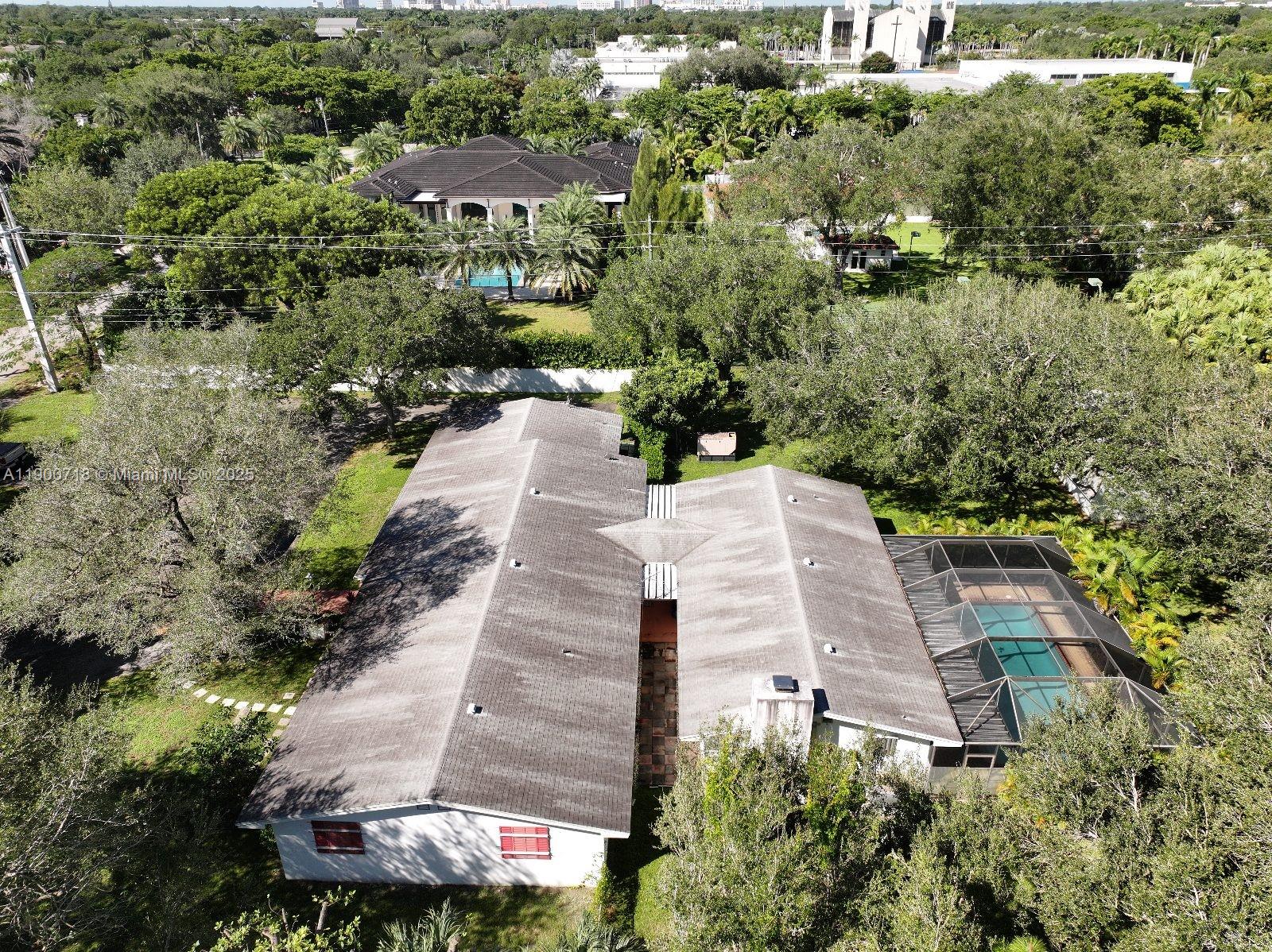 5345 SW 84th St, Miami FL 33143