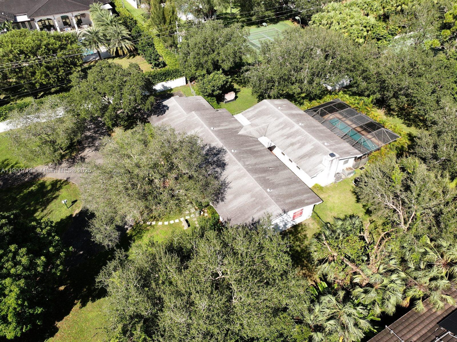 5345 SW 84th St, Miami FL 33143