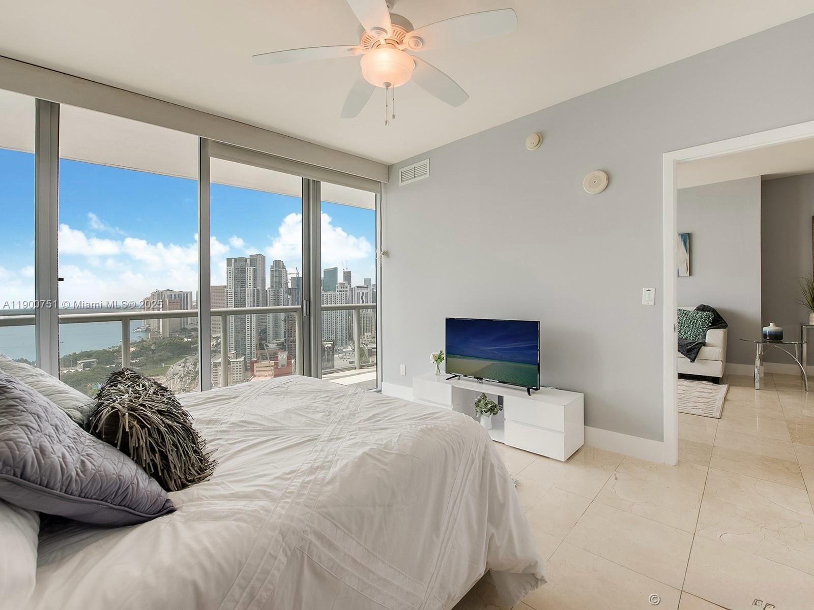 888 Biscayne Blvd #3603, Miami FL 33132