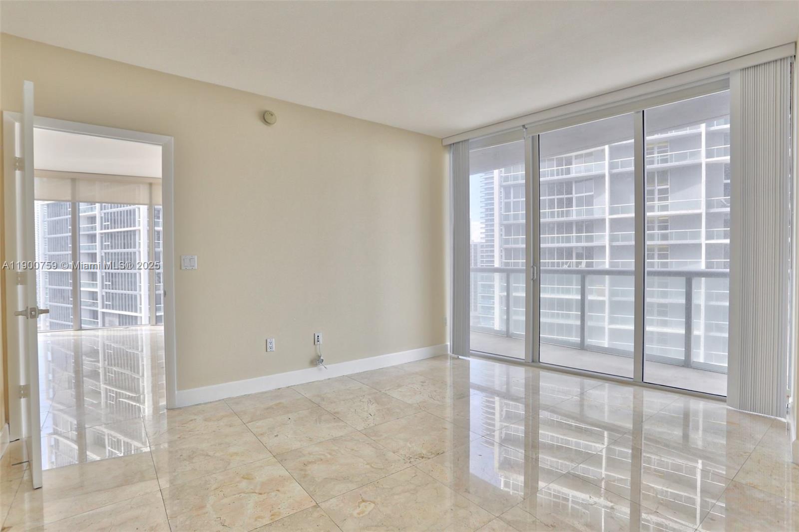 495 Brickell Ave #2010, Miami FL 33131