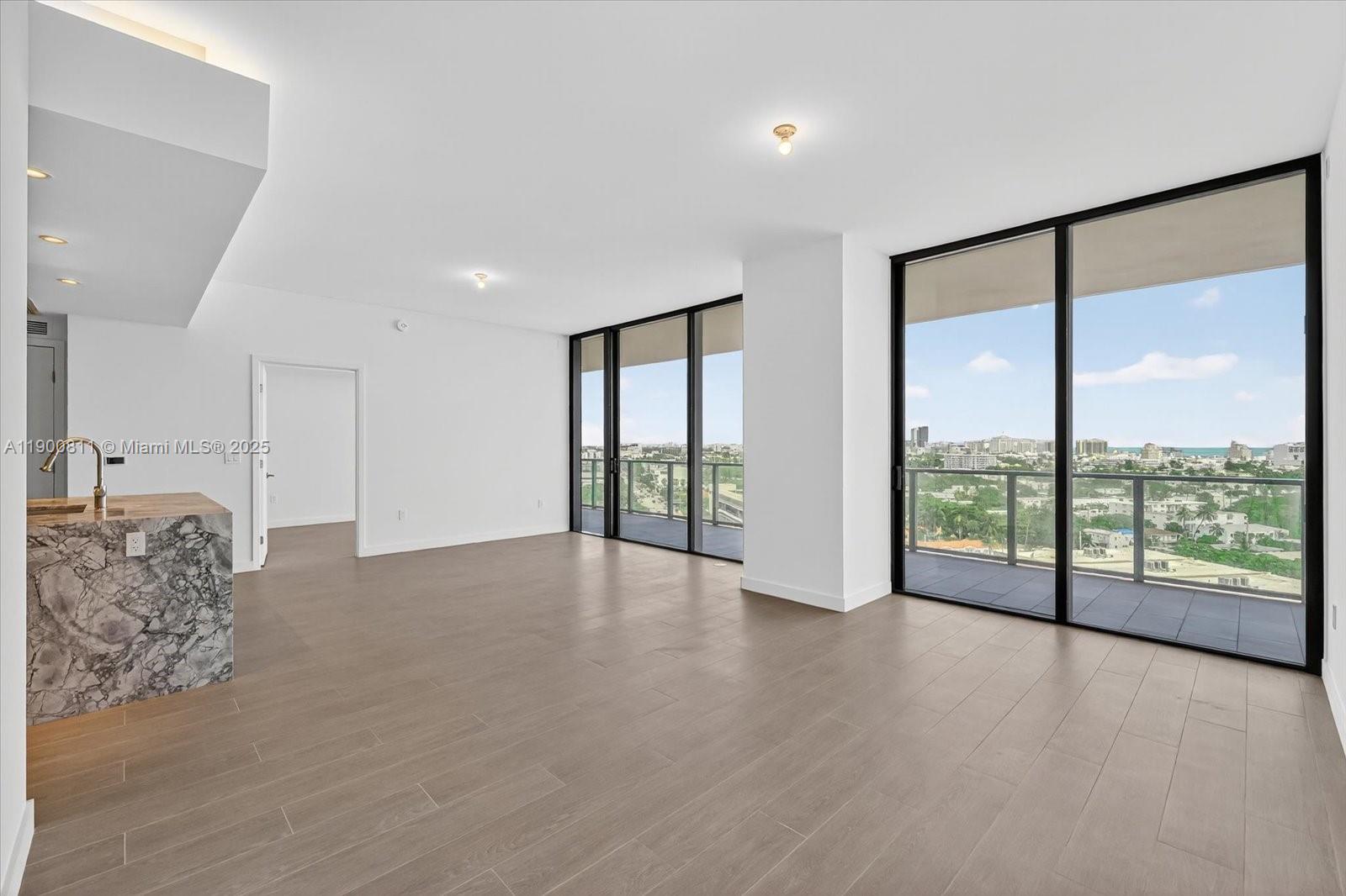 500 Alton Rd #1407, Miami Beach FL 33139
