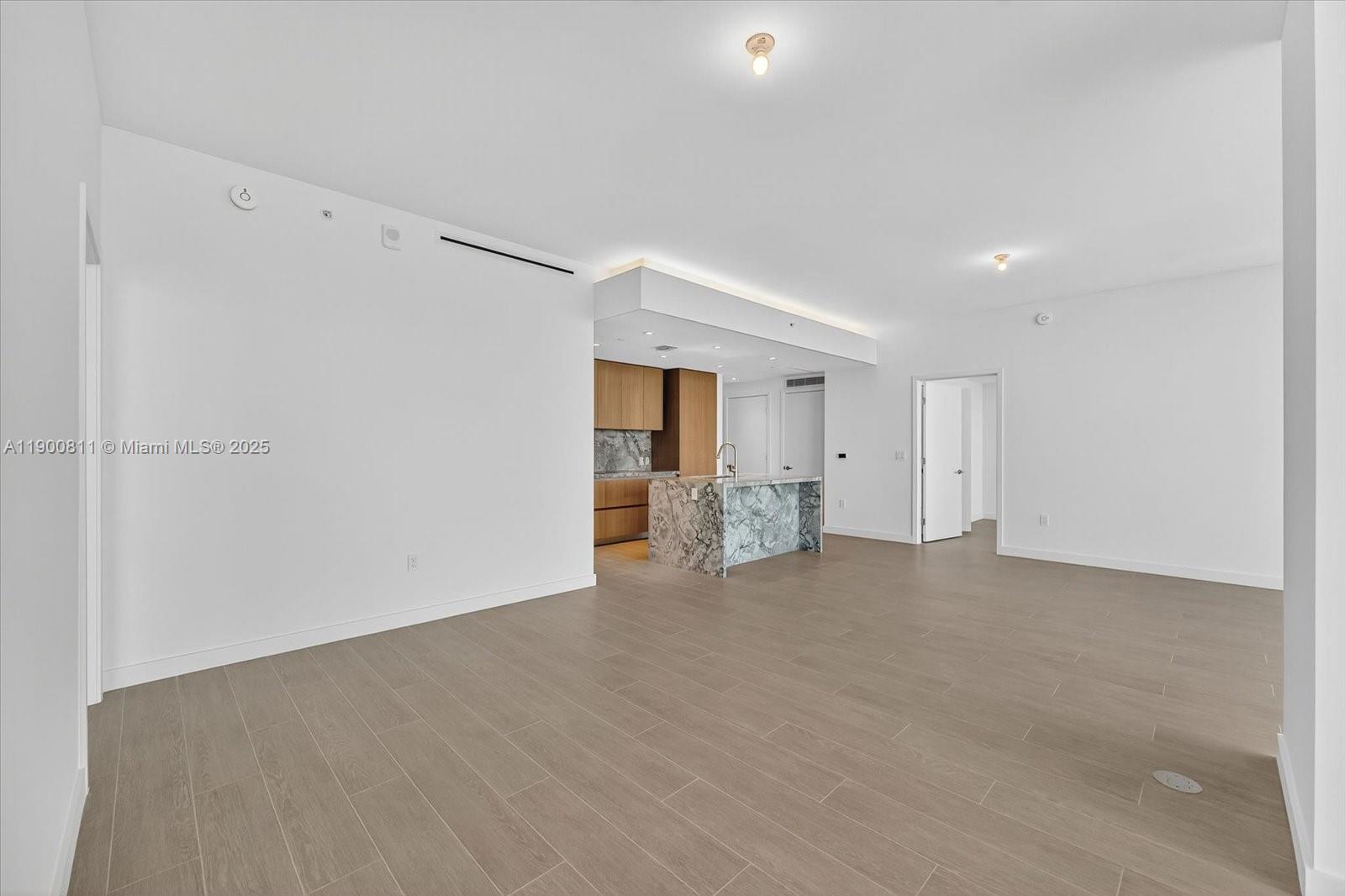 500 Alton Rd #1407, Miami Beach FL 33139