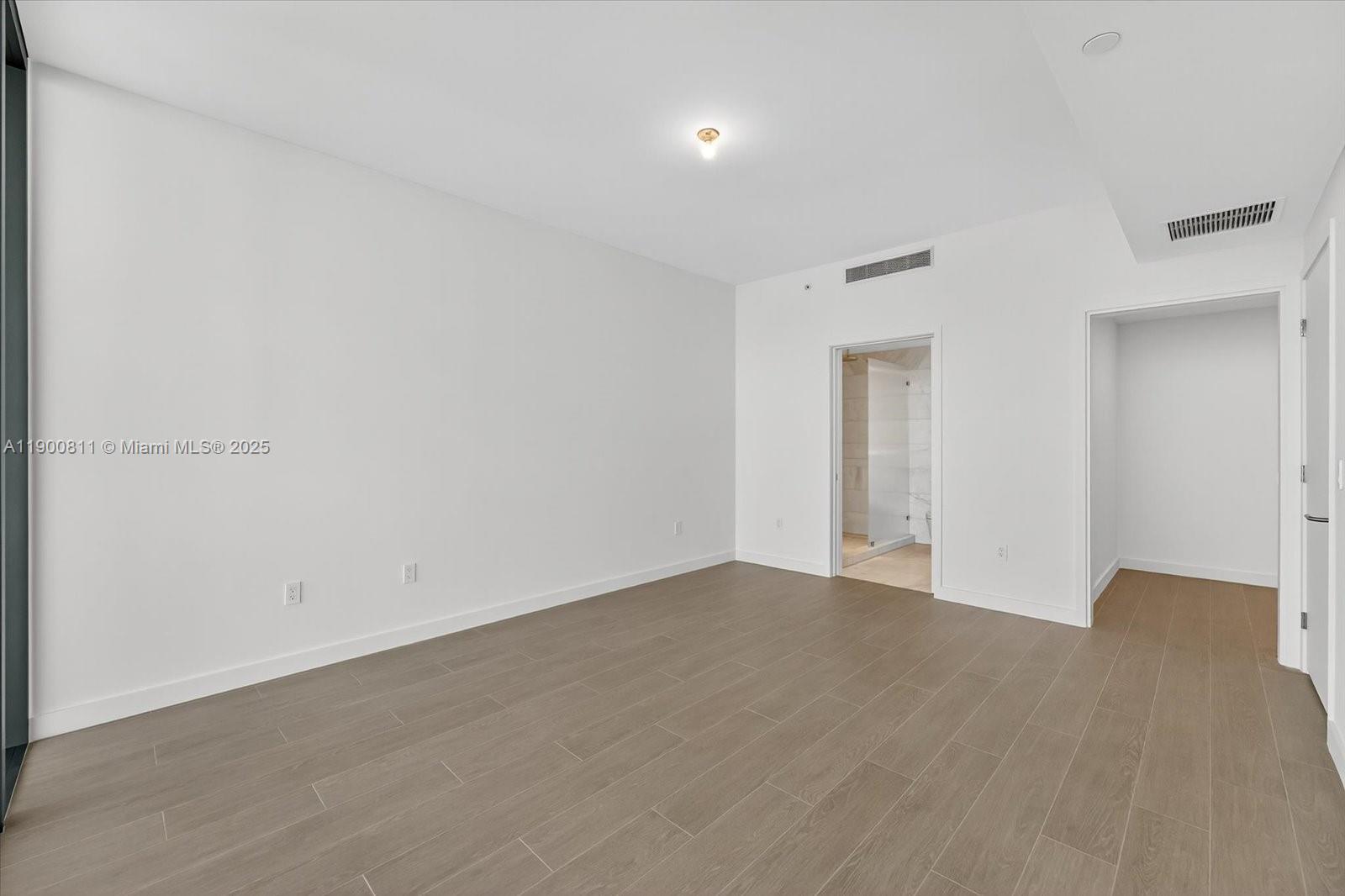 500 Alton Rd #1407, Miami Beach FL 33139