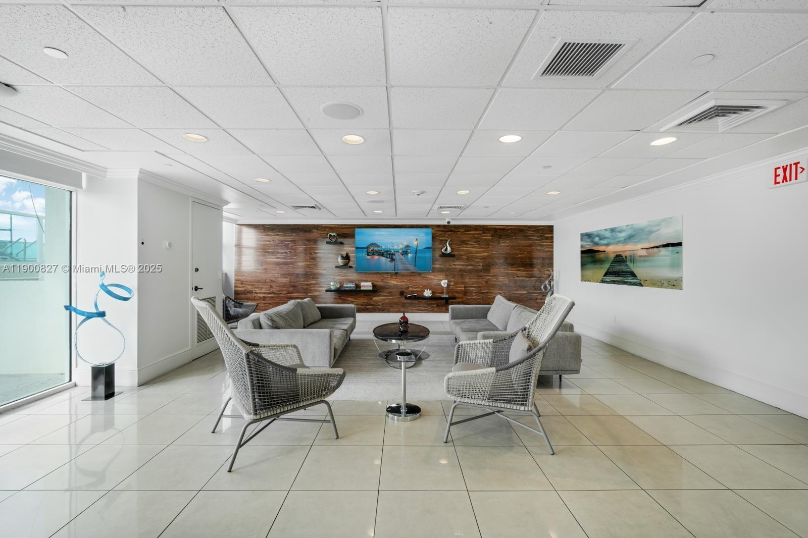 650 West Ave #303, Miami Beach FL 33139
