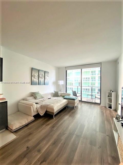 31 SE 6TH ST #2404, Miami FL 33131