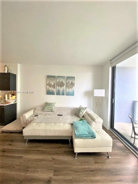 31 SE 6TH ST #2404, Miami FL 33131