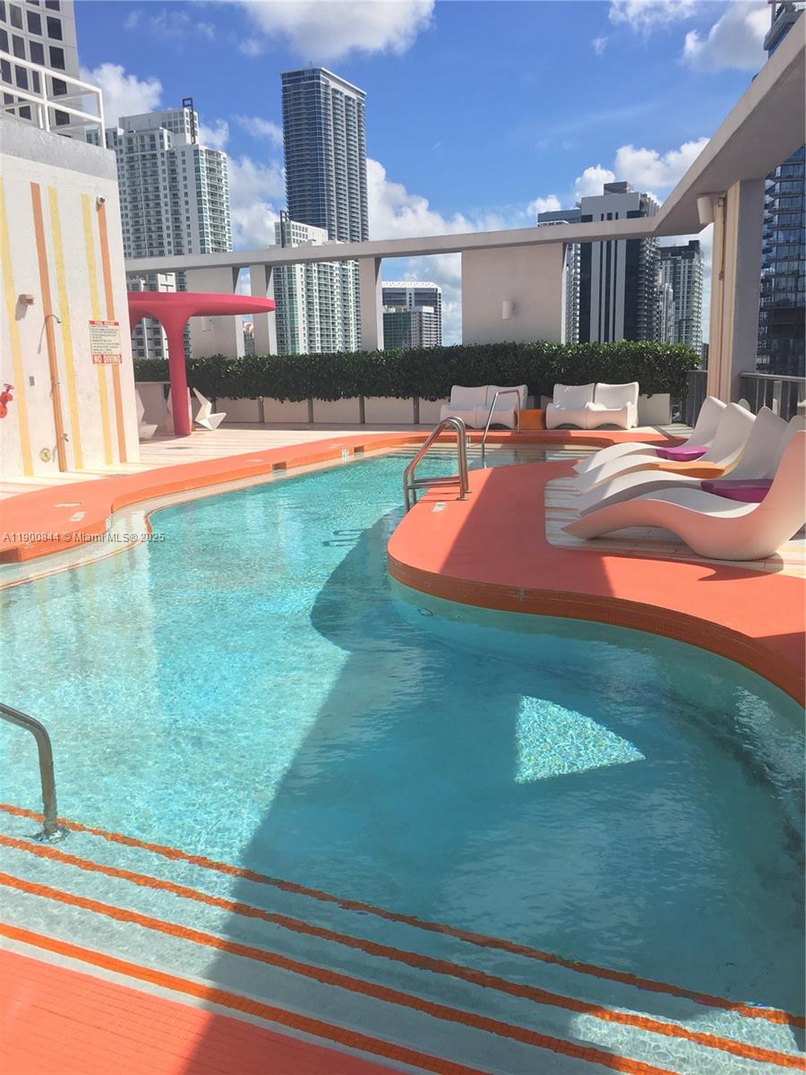 31 SE 6TH ST #2404, Miami FL 33131