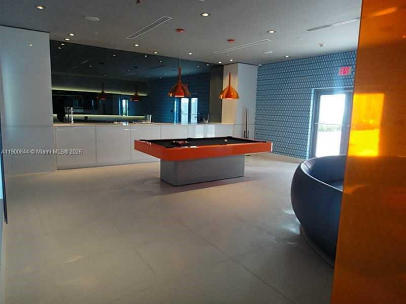 31 SE 6TH ST #2404, Miami FL 33131