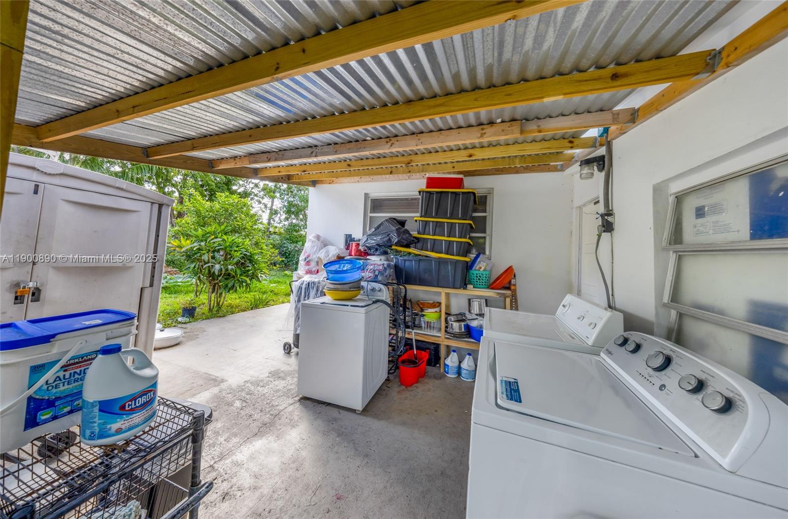 1515 NW 33rd Ave, Miami FL 33125