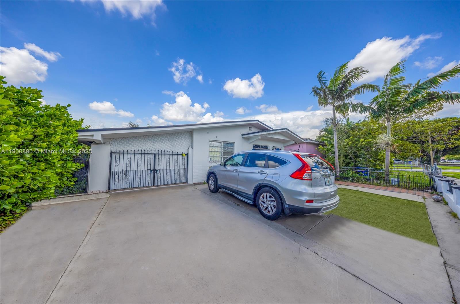 1515 NW 33rd Ave, Miami FL 33125