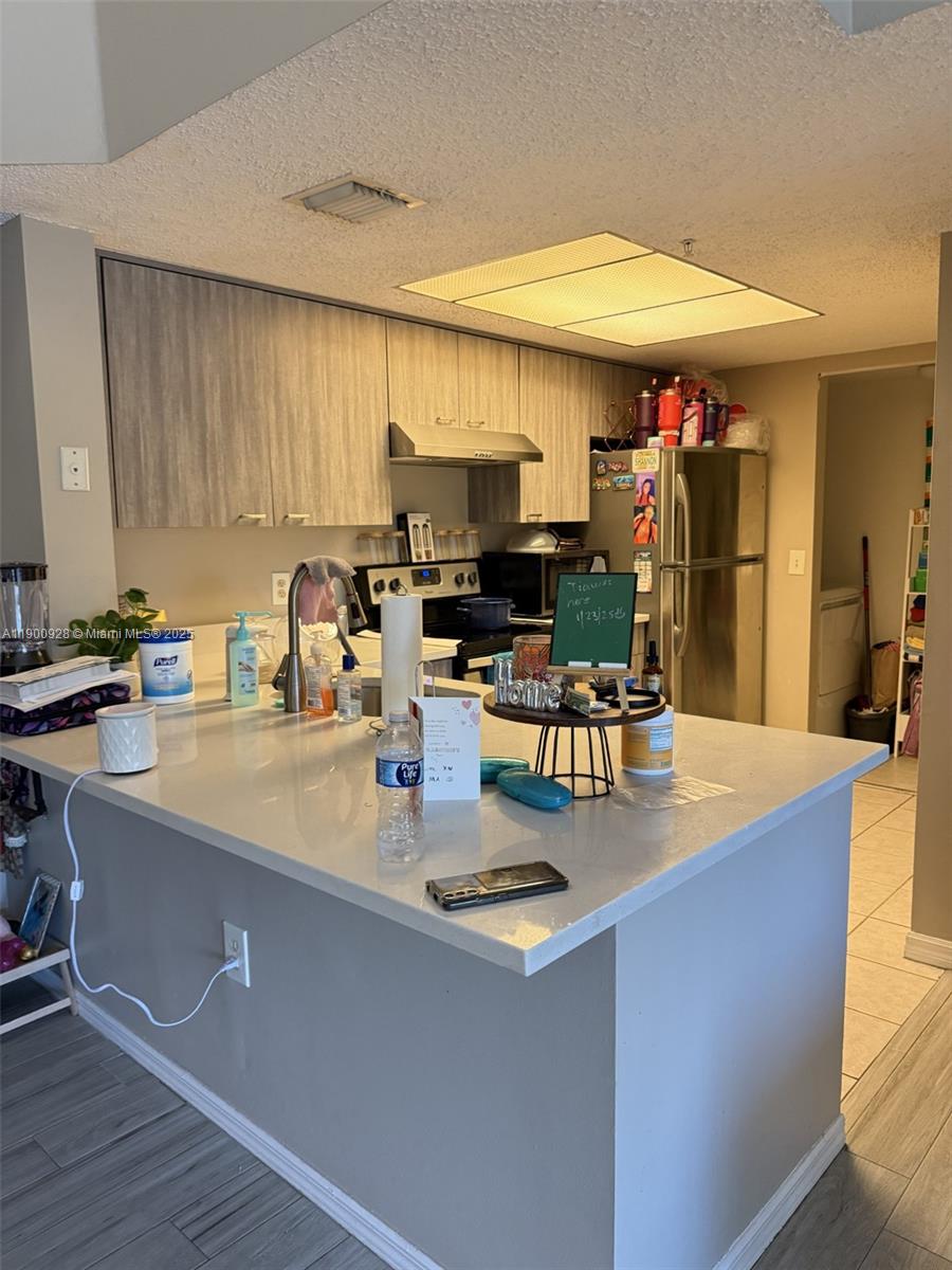 5015 Wiles Rd #207, Coconut Creek FL 33073