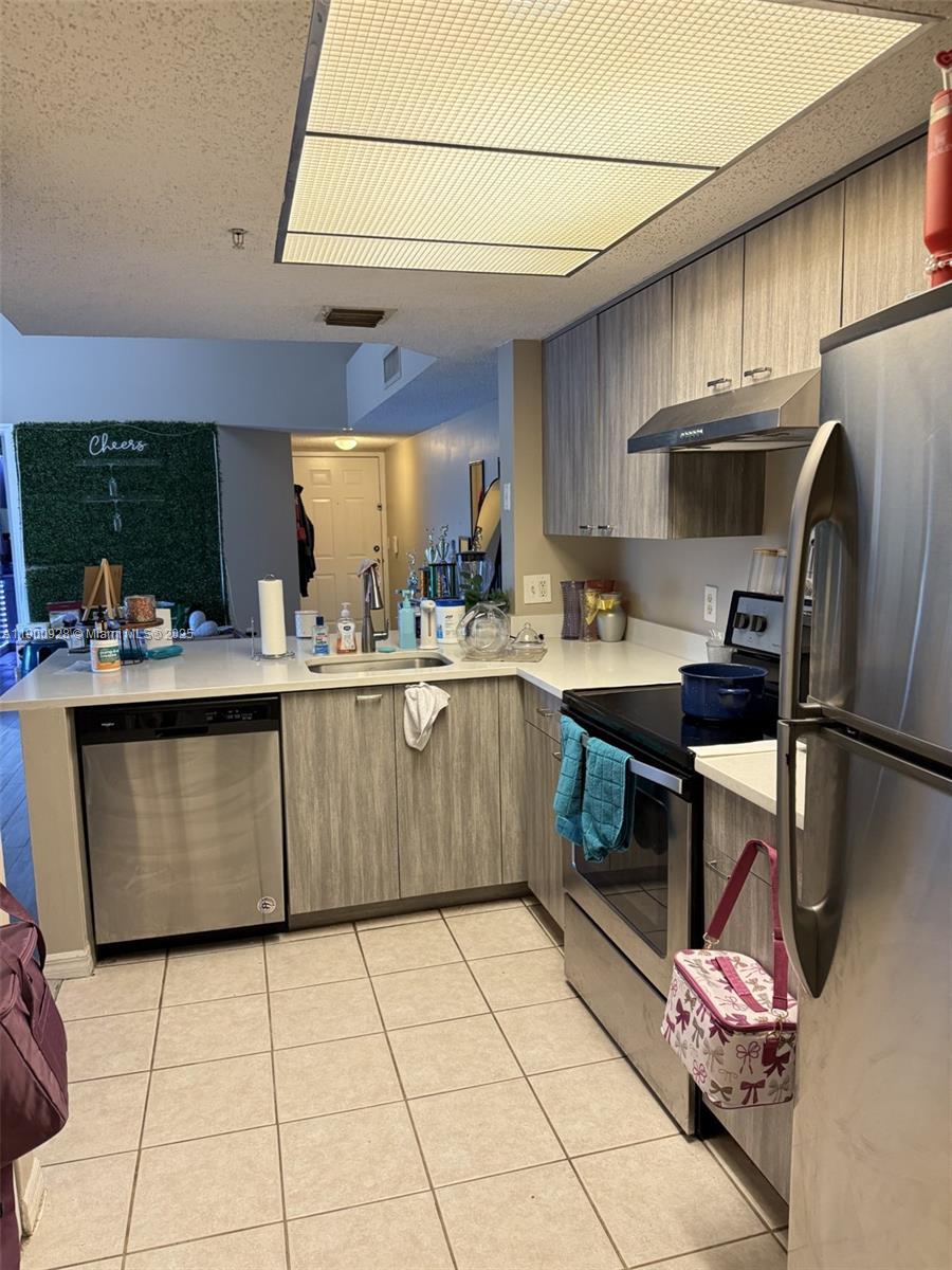5015 Wiles Rd #207, Coconut Creek FL 33073