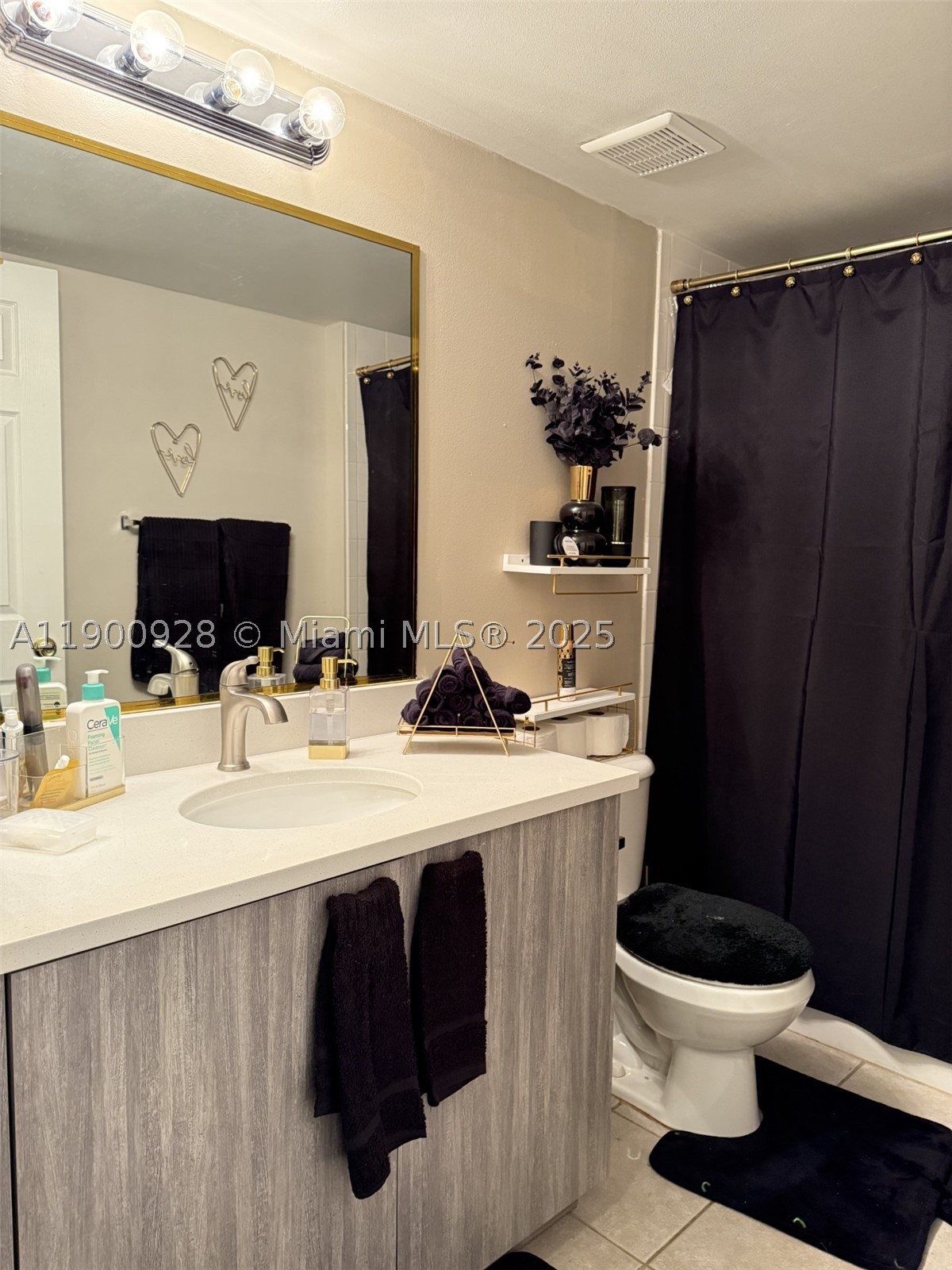 5015 Wiles Rd #207, Coconut Creek FL 33073