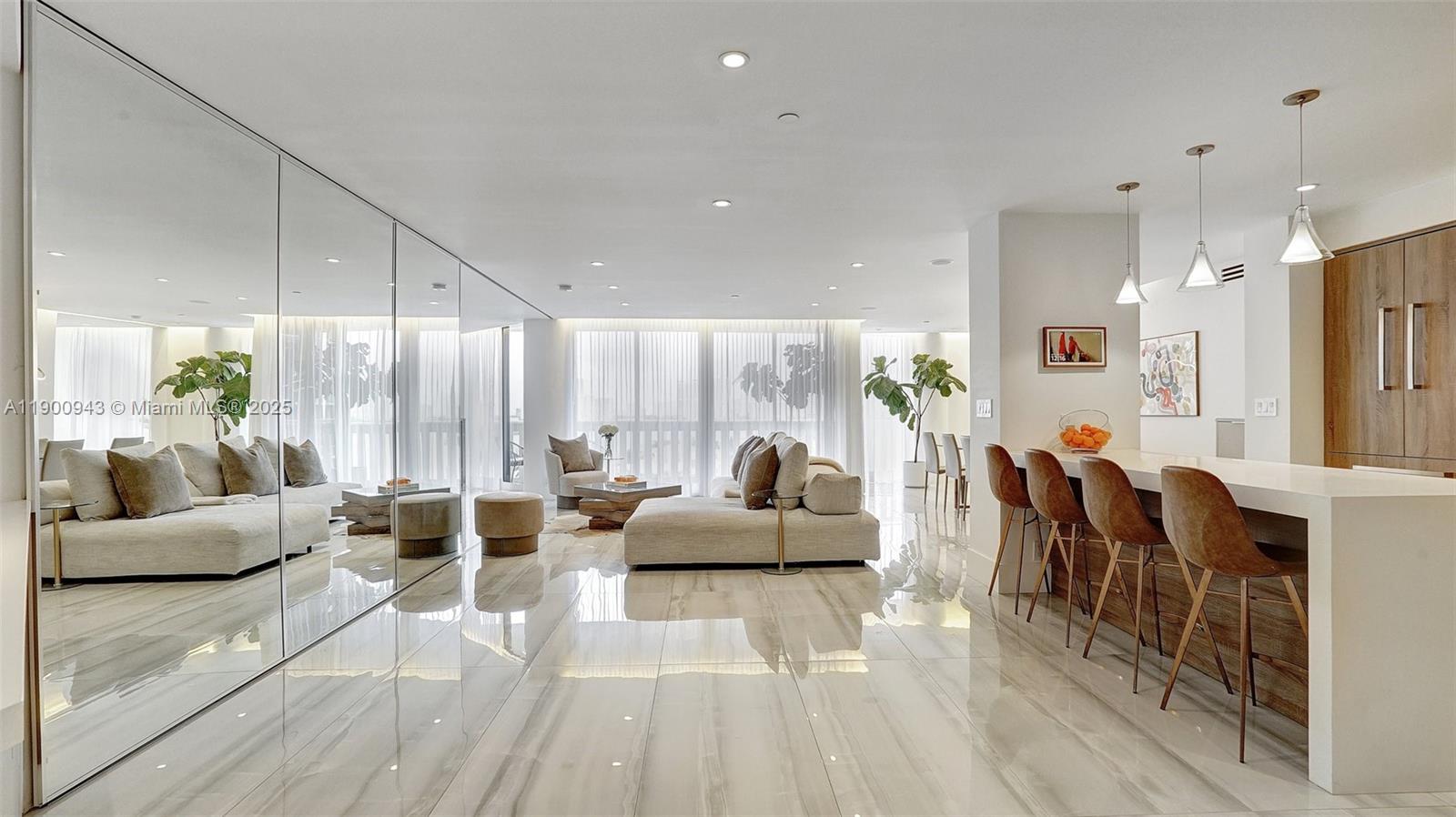 3000 Island Blvd #905, Aventura FL 33160