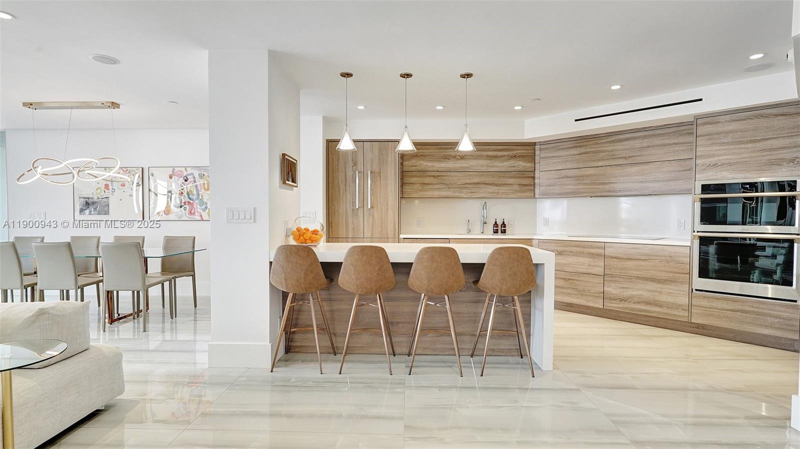 3000 Island Blvd #905, Aventura FL 33160