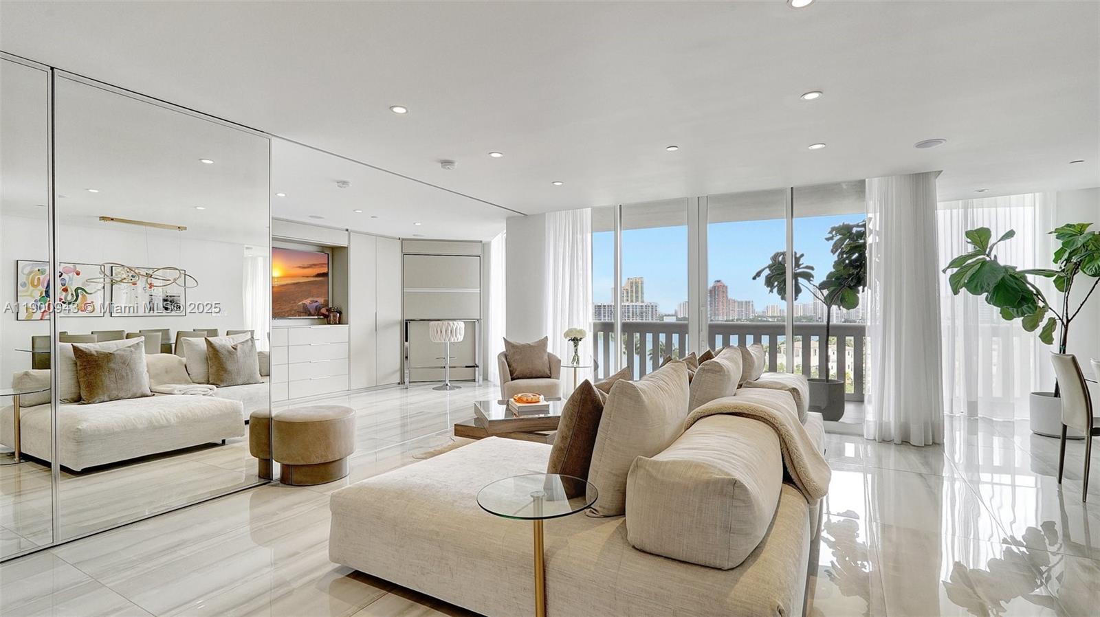 3000 Island Blvd #905, Aventura FL 33160