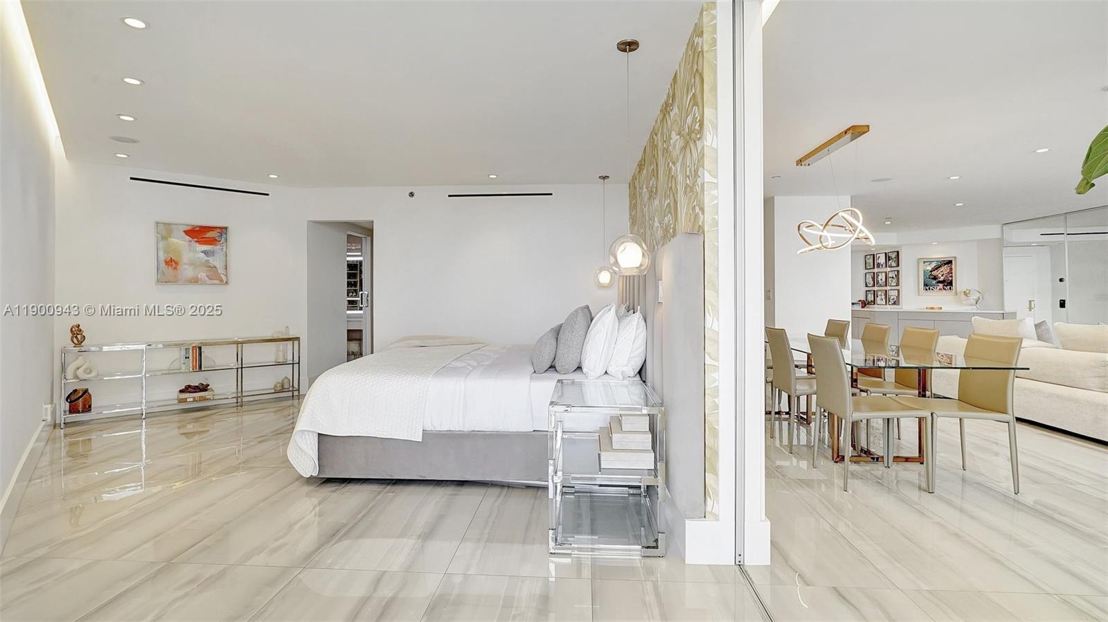 3000 Island Blvd #905, Aventura FL 33160