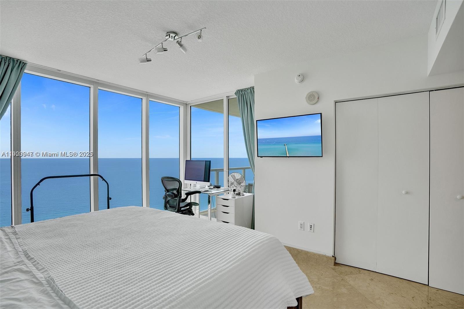 16699 Collins Ave #2402, Sunny Isles Beach FL 33160