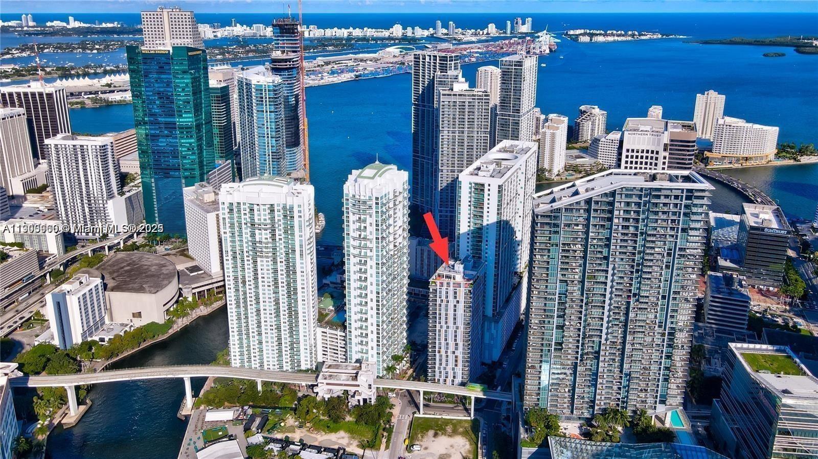31 SE 6th St #505, Miami FL 33131