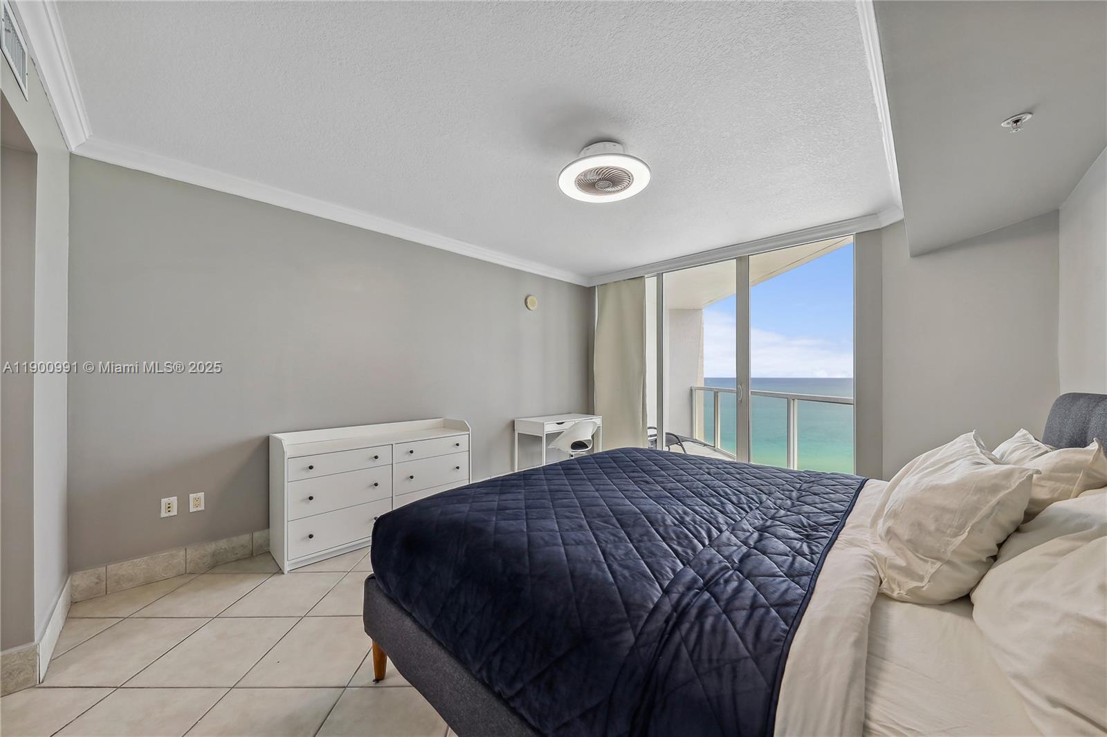 16699 Collins Ave #2009, Sunny Isles Beach FL 33160