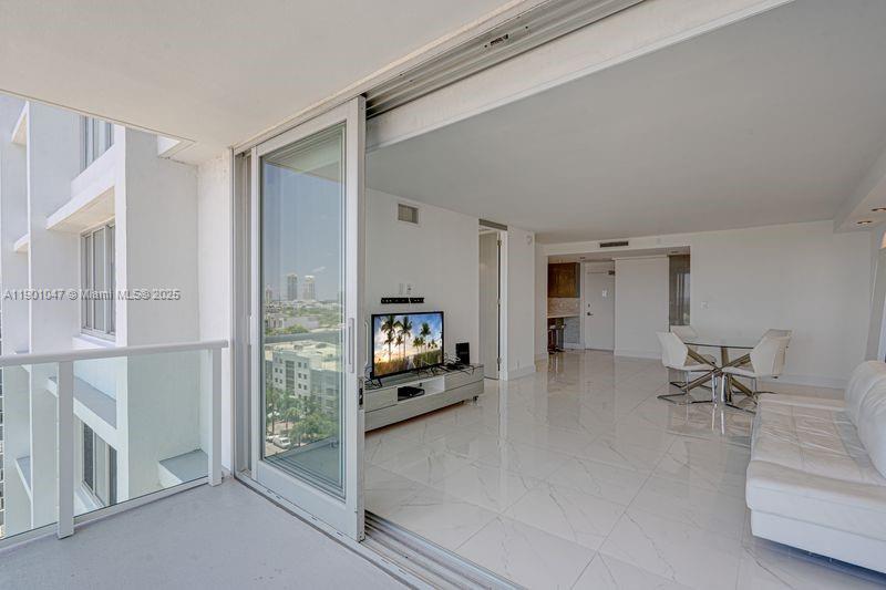 1000 West Ave #1230, Miami Beach FL 33139
