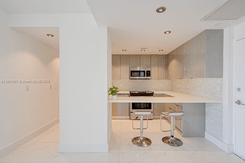 1000 West Ave #1230, Miami Beach FL 33139