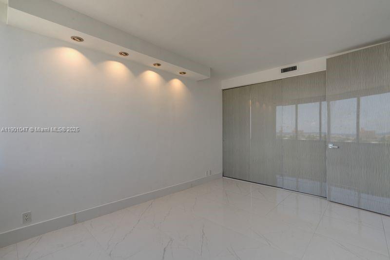 1000 West Ave #1230, Miami Beach FL 33139
