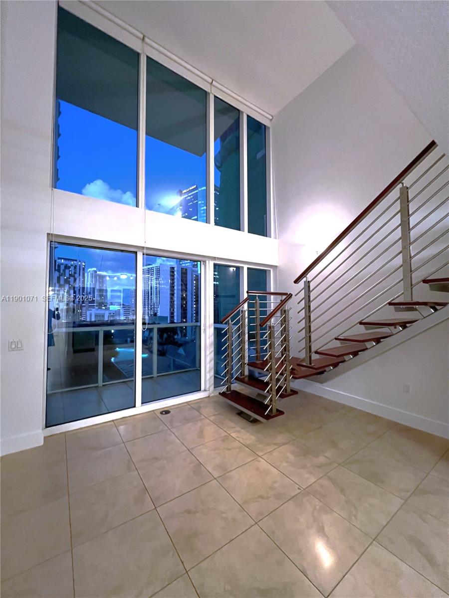 41 SE 5th St #911, Miami FL 33131