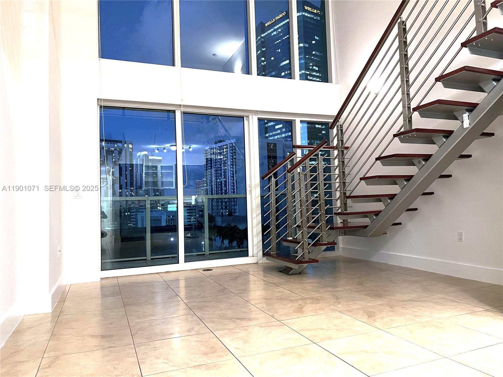 41 SE 5th St #911, Miami FL 33131